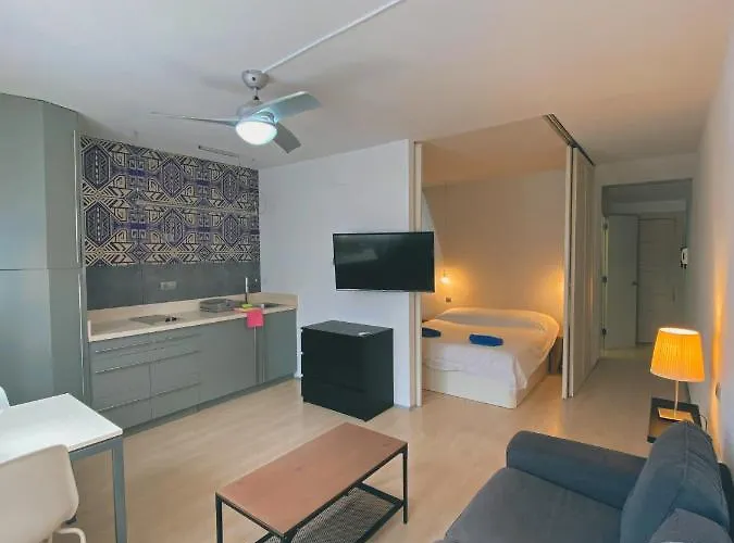 Triana center home